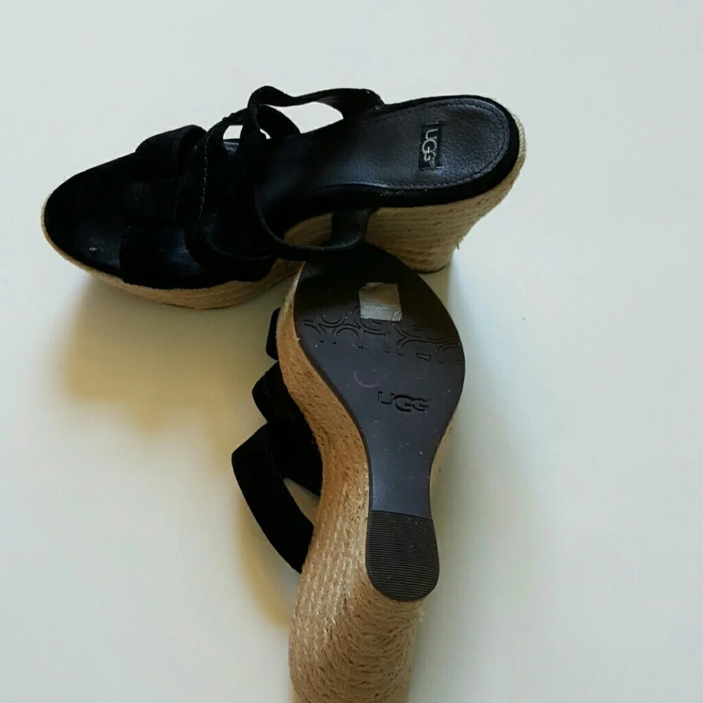 UGG women black platform sandals suede women size 7